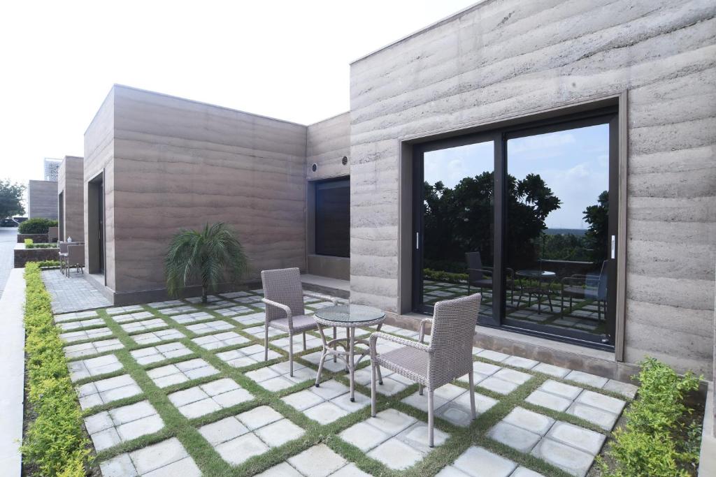 best resorts in Gurgaon