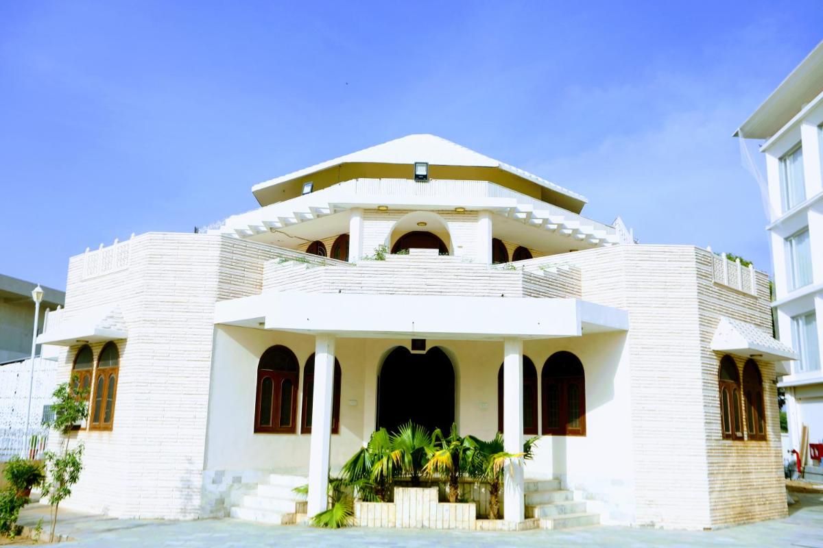 best resorts in Gurgaon