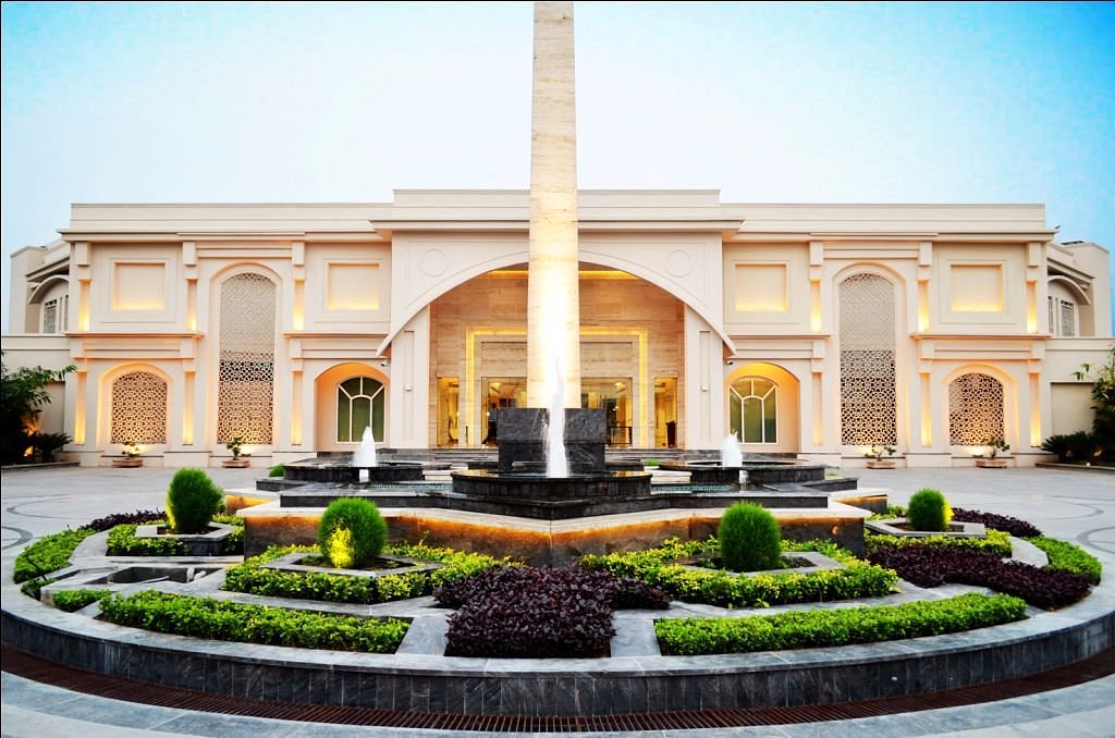 best resorts in Delhi