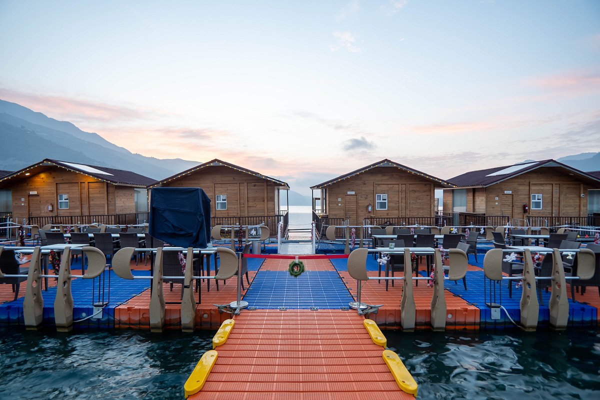 best resorts in Uttarakhand