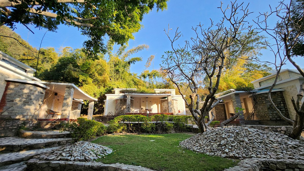 best resorts in Uttarakhand