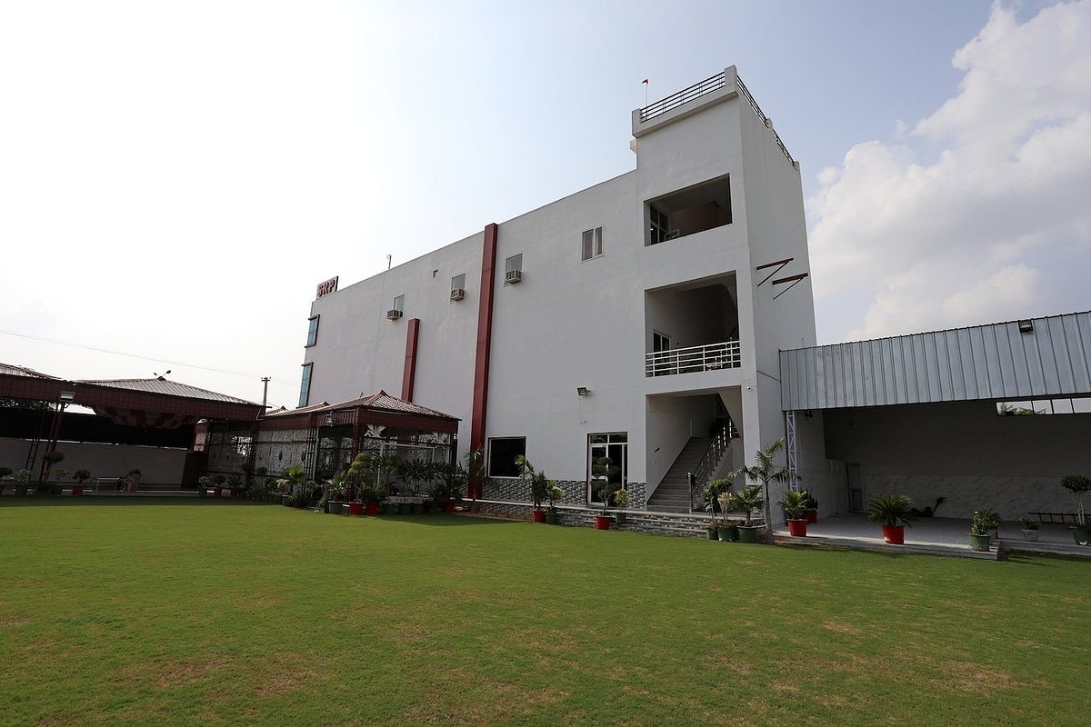 OYO 17291 Shree Ram Palace